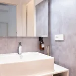 Spacious Design 4*
