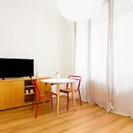 Pensión Spacious Design 4*