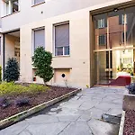 Spacious Design 4*
