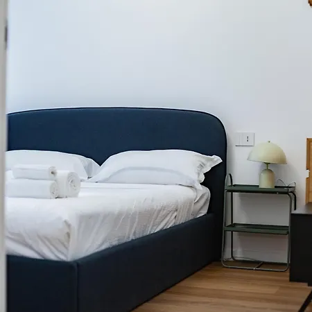Duplex Su Due Livelli A Milánó